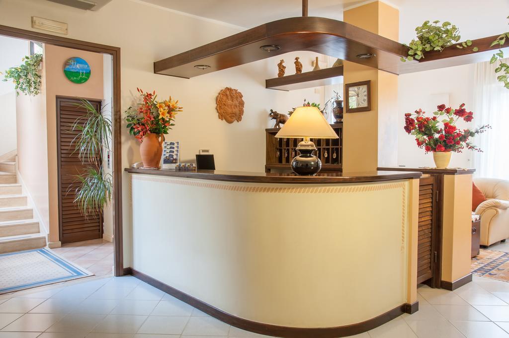 אשאה Hotel Bacco מראה חיצוני תמונה