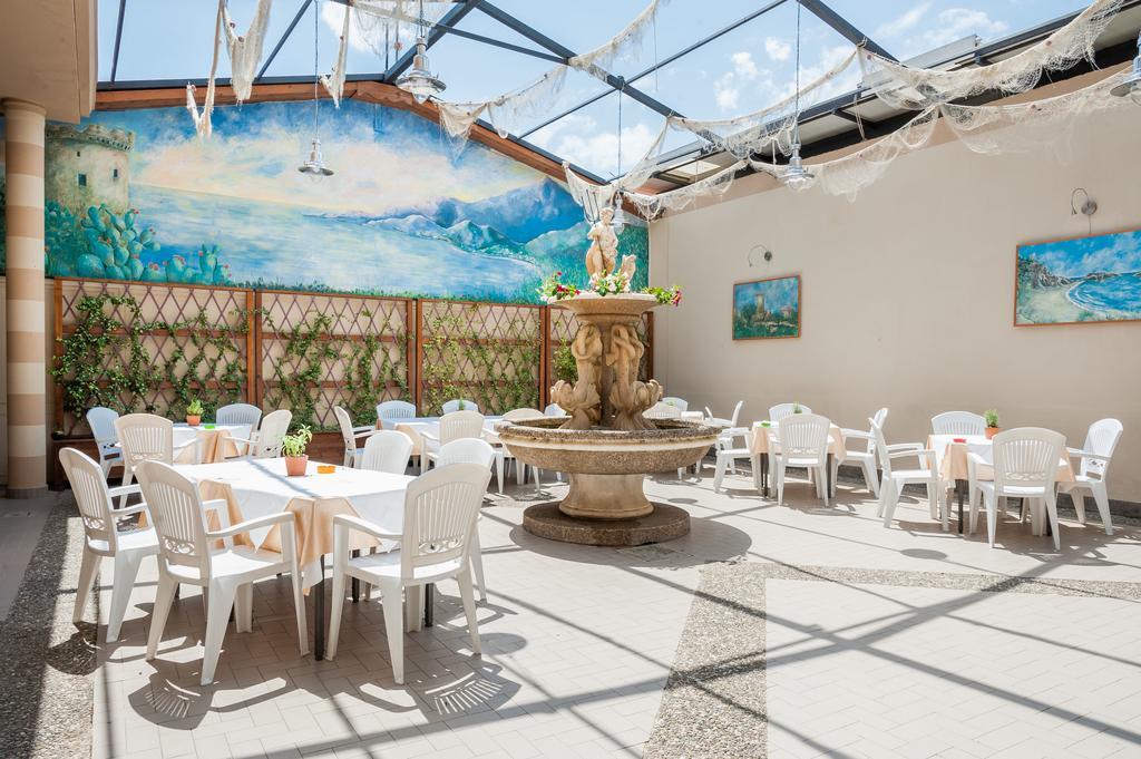 אשאה Hotel Bacco מראה חיצוני תמונה